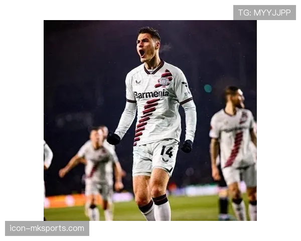 塔普索巴关键拦截力挽狂澜，助球队稳守胜局表现抢眼